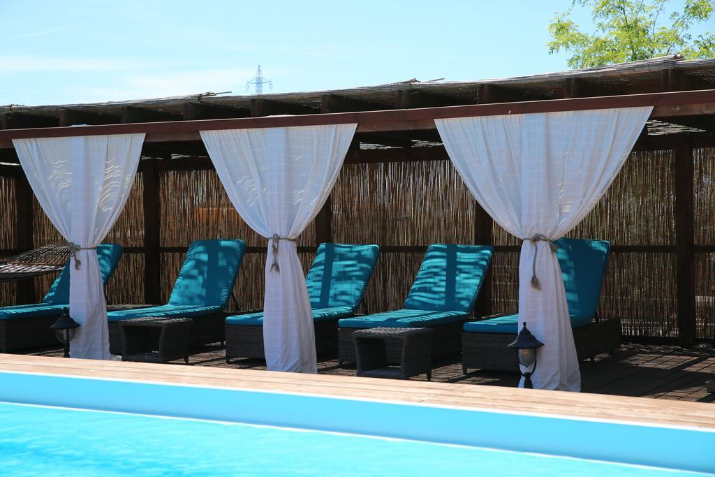 Doi Capitani Hotel Crișan Zewnętrze zdjęcie
