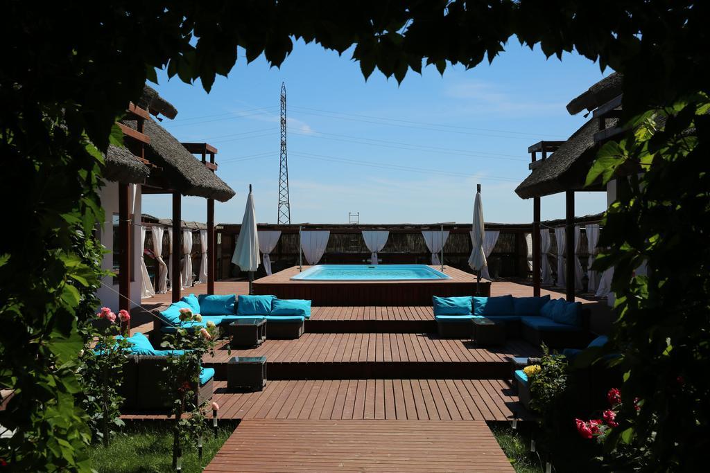 Doi Capitani Hotel Crișan Zewnętrze zdjęcie